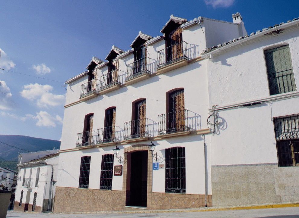 Casa Grande De El Burgo Hotel Exterior photo
